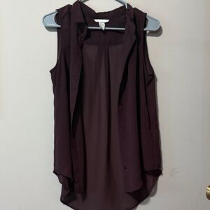 Elegant Sleeveless Blouse in Deep Purple Size 4